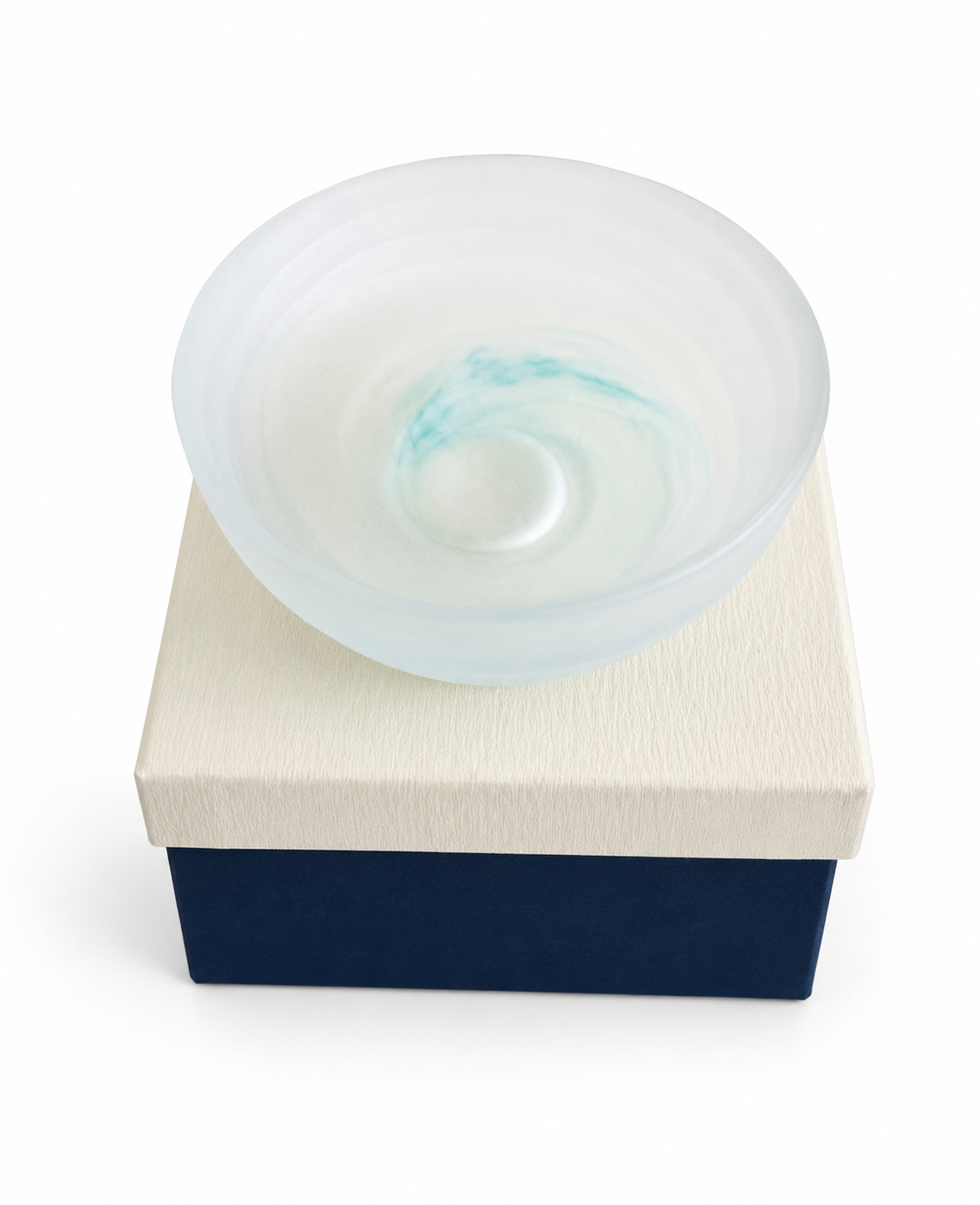Aiai Glass Matcha Bowl – Ao Uzugumo (Blue Swirling Cloud)