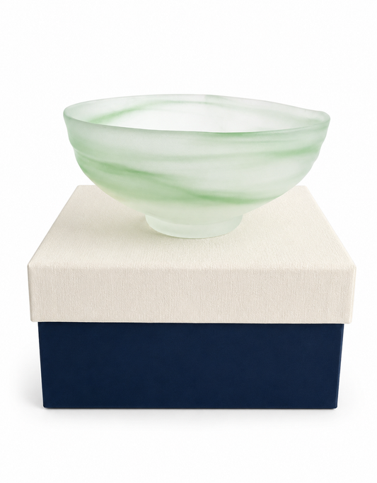 Aiai Glass Matcha Bowl – Midori Uzugumo (Green Swirling Cloud)